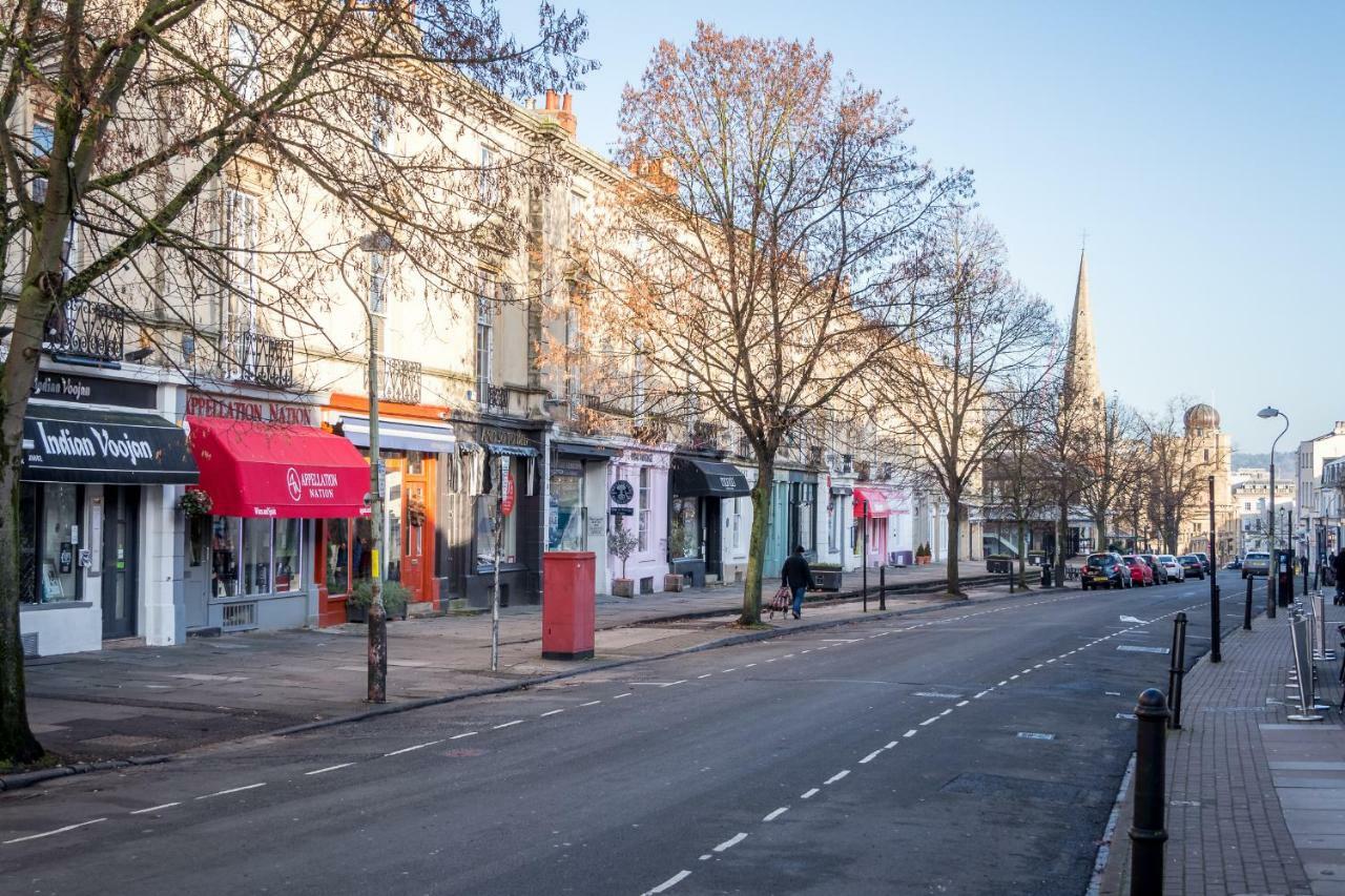 Elliot Oliver - Stylish 2 Bedroom Town Centre Apartment Cheltenham Eksteriør bilde